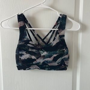 Lululemon Sports Bra, 4, Mineral rock pattern